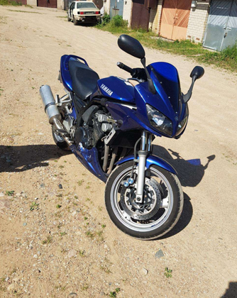 Yamaha FZS 